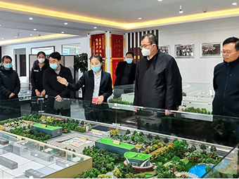 河南省科技厅副厅长何守法一行莅临郑州鼎盛考察调研